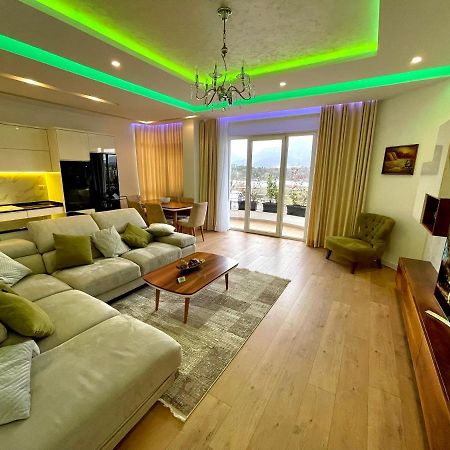 Queen'S Luxury Apartments Lake Тирана Екстериор снимка