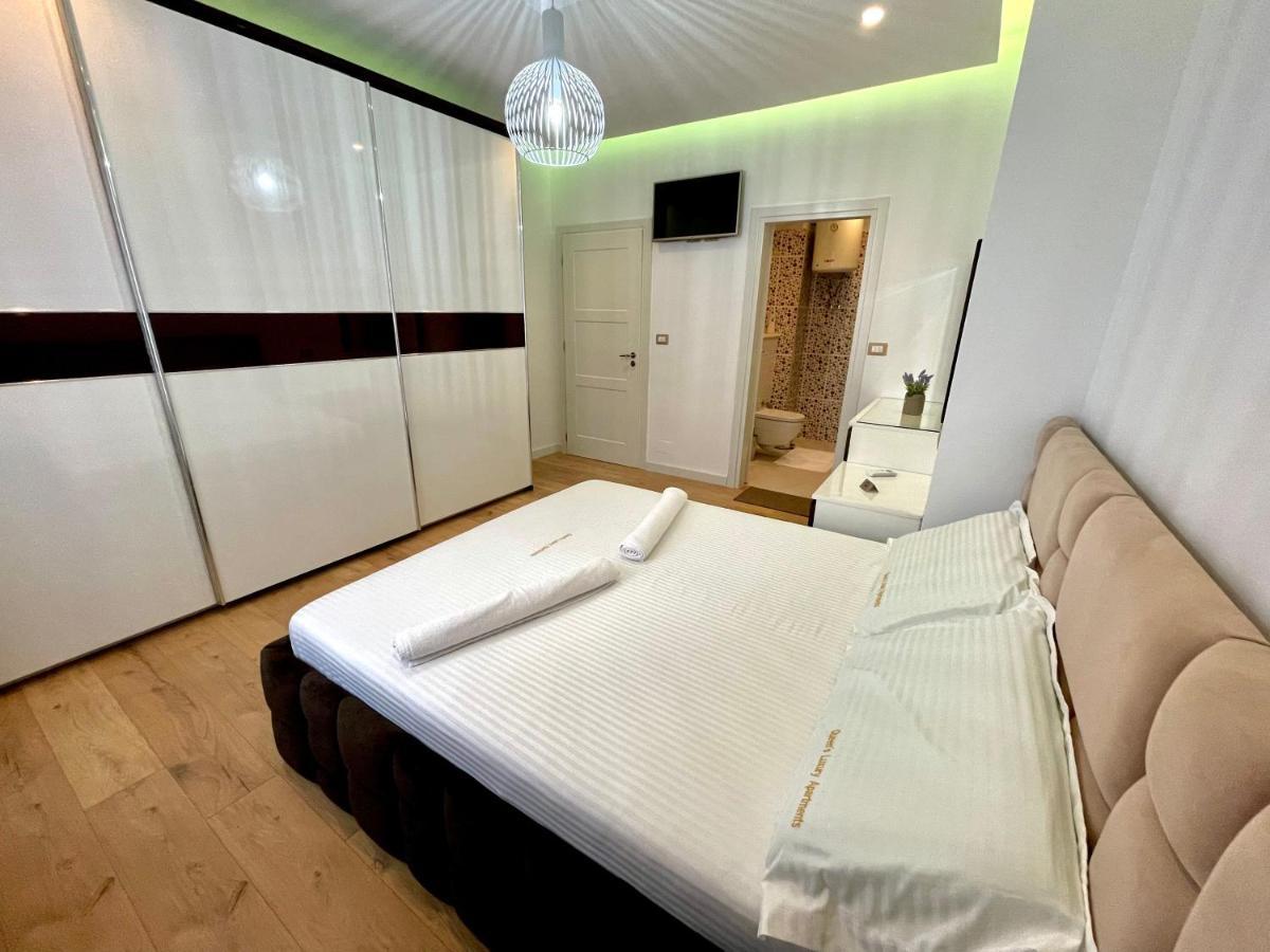 Queen'S Luxury Apartments Lake Тирана Екстериор снимка