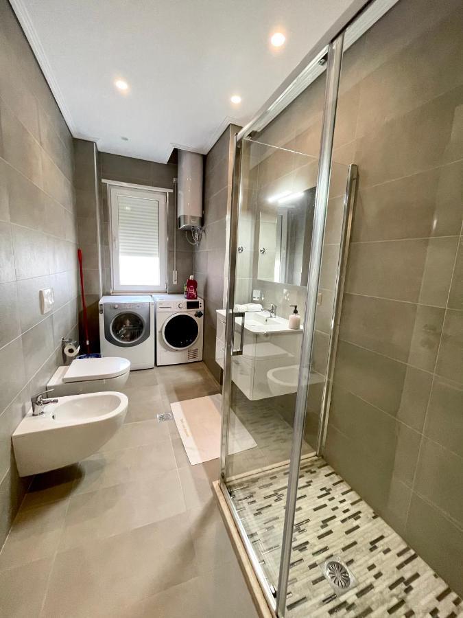 Queen'S Luxury Apartments Lake Тирана Екстериор снимка
