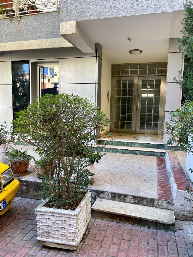 Queen'S Luxury Apartments Lake Тирана Екстериор снимка