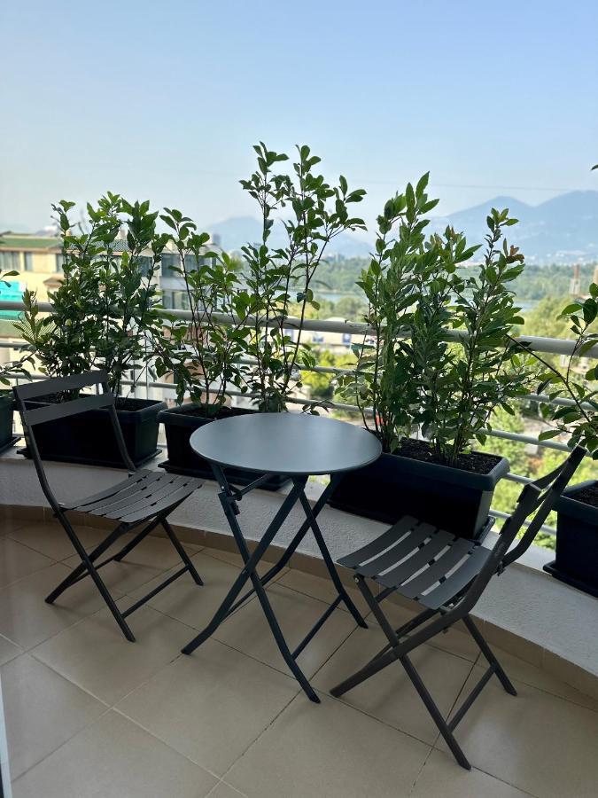Queen'S Luxury Apartments Lake Тирана Екстериор снимка
